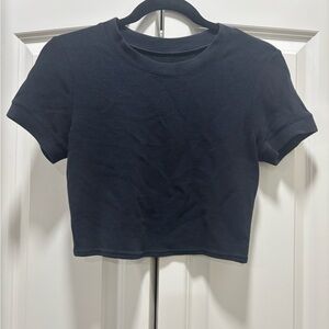 ALO Yoga Black Crop Top Stretchy Crewneck T Shirt